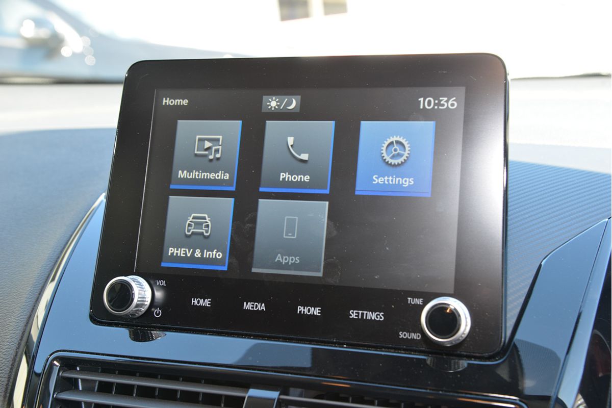 2024 Mitsubishi Eclipse Cross PHEV ES YB