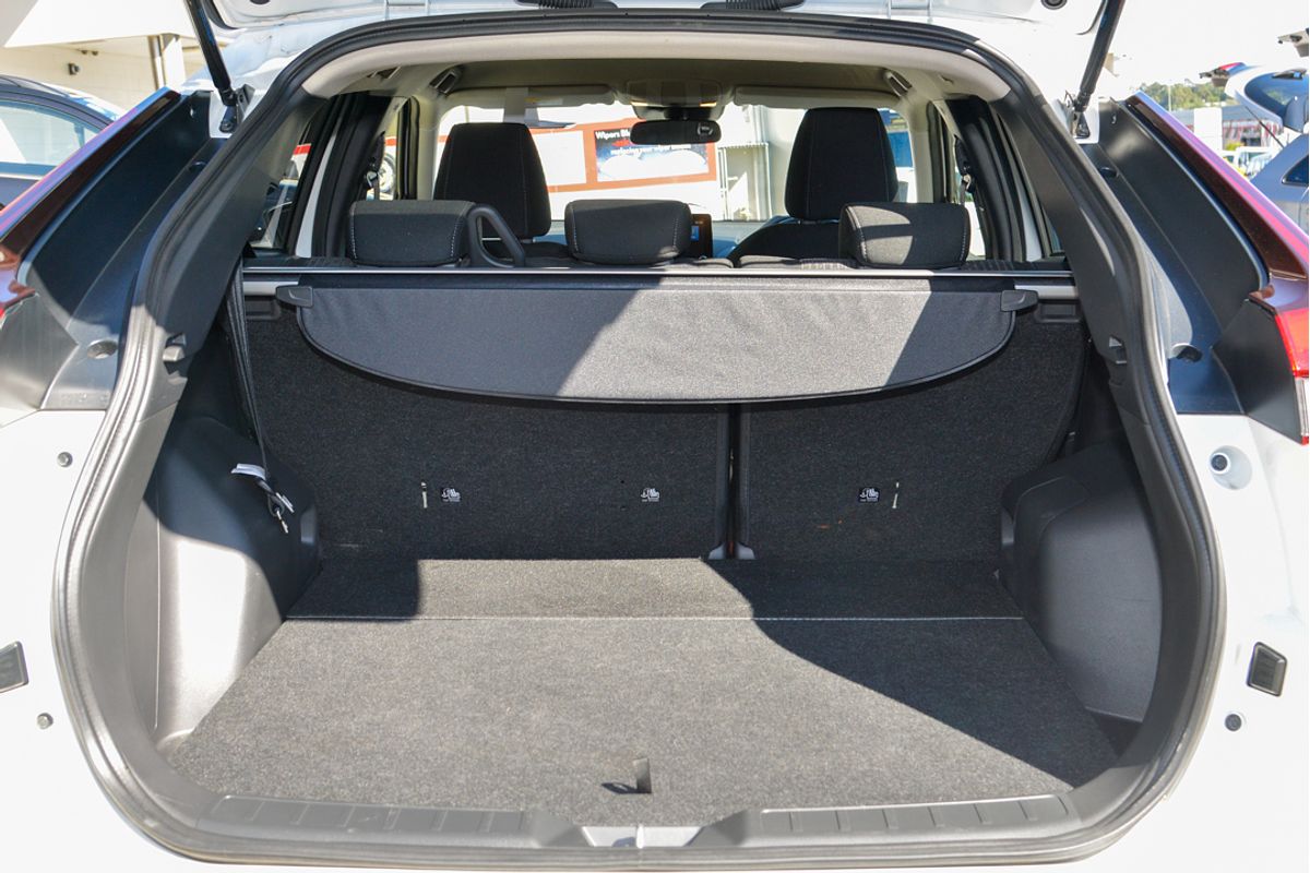 2024 Mitsubishi Eclipse Cross PHEV ES YB
