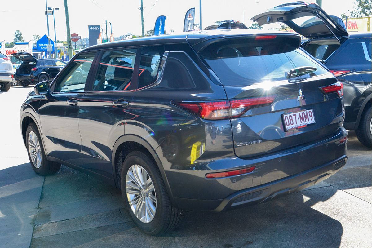 2024 Mitsubishi Outlander ES ZM