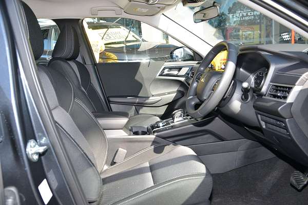 2024 Mitsubishi Outlander ES ZM