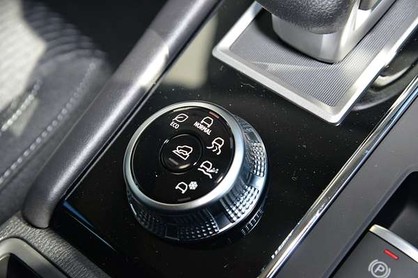 2024 Mitsubishi Outlander ES ZM