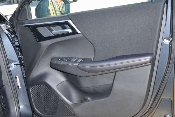 2024 Mitsubishi Outlander ES ZM
