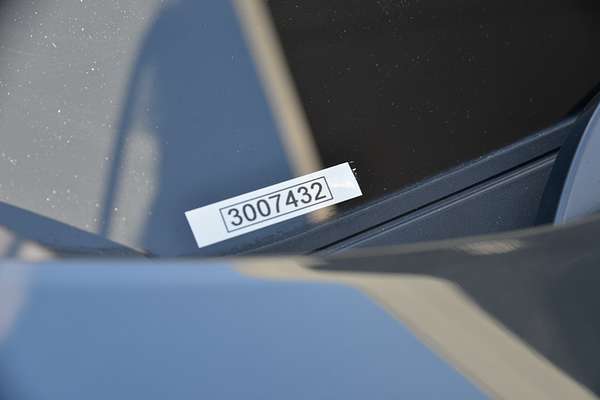 2024 Mitsubishi Outlander ES ZM
