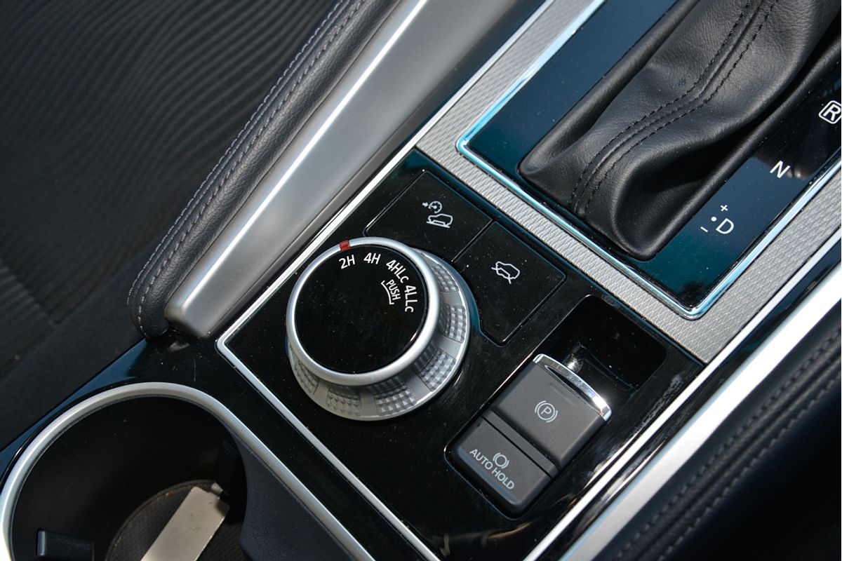 2024 Mitsubishi Pajero Sport GLX QF