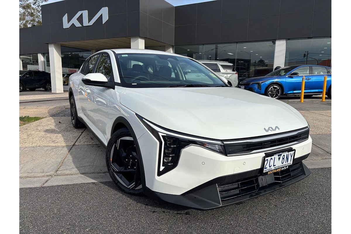 2025 Kia K4 Sport CL4m