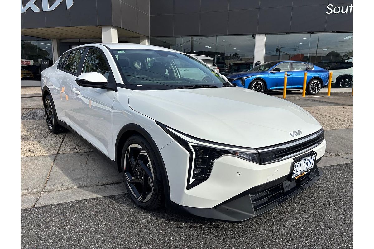2025 Kia K4 Sport CL4m