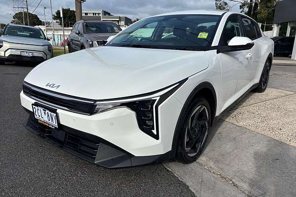2025 Kia K4 Sport CL4m