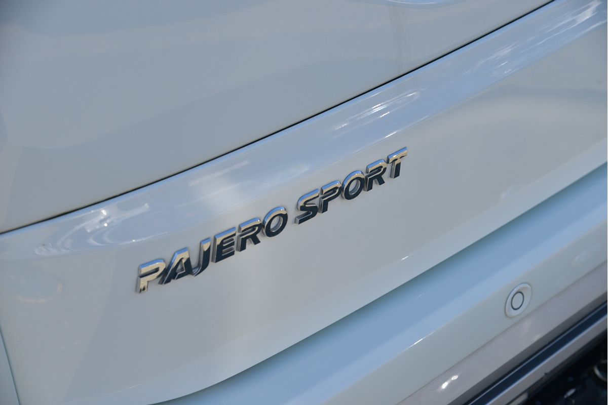 2024 Mitsubishi Pajero Sport GLX QF