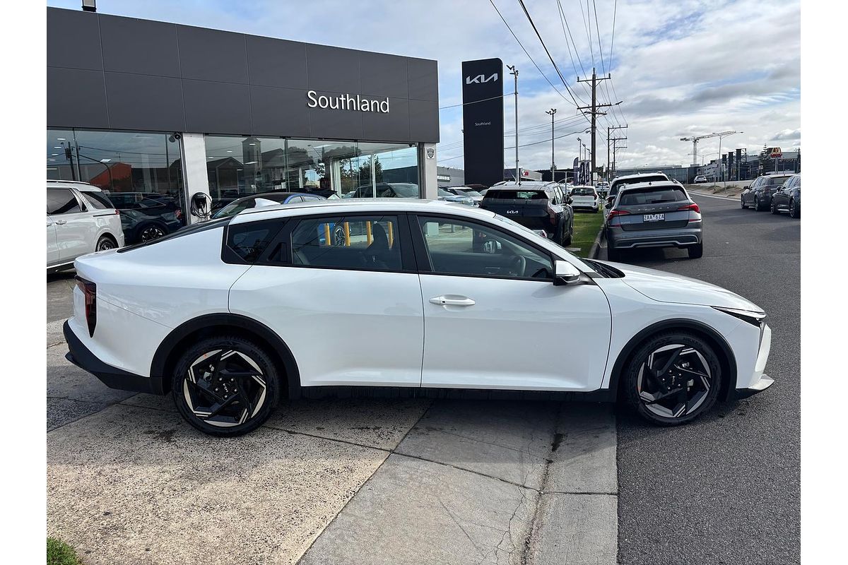 2025 Kia K4 Sport CL4m