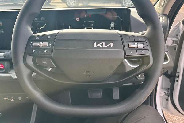 2025 Kia K4 Sport CL4m