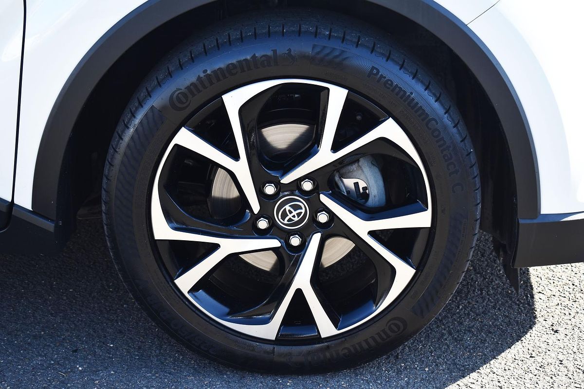 2017 Toyota C-HR Koba NGX10R