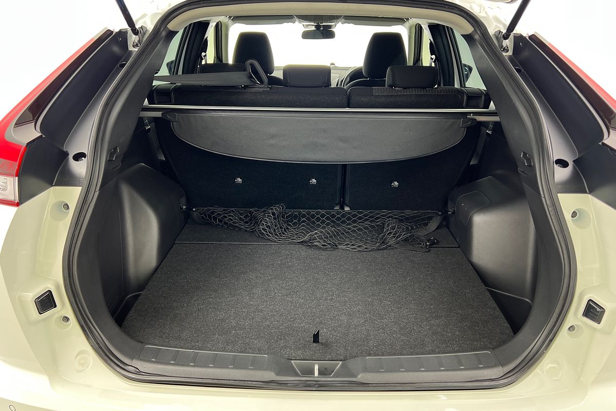 2024 Mitsubishi Eclipse Cross PHEV ES YB