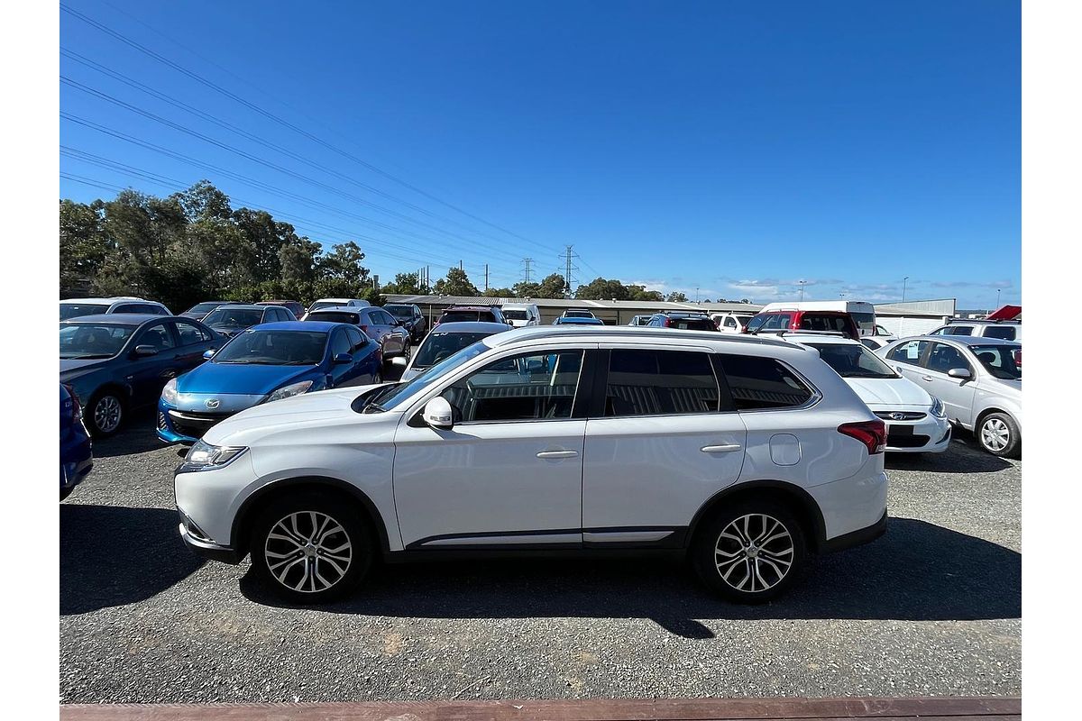 2015 Mitsubishi Outlander LS ZK