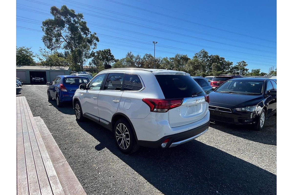 2015 Mitsubishi Outlander LS ZK
