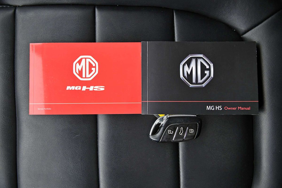 2022 MG HS Excite SAS23