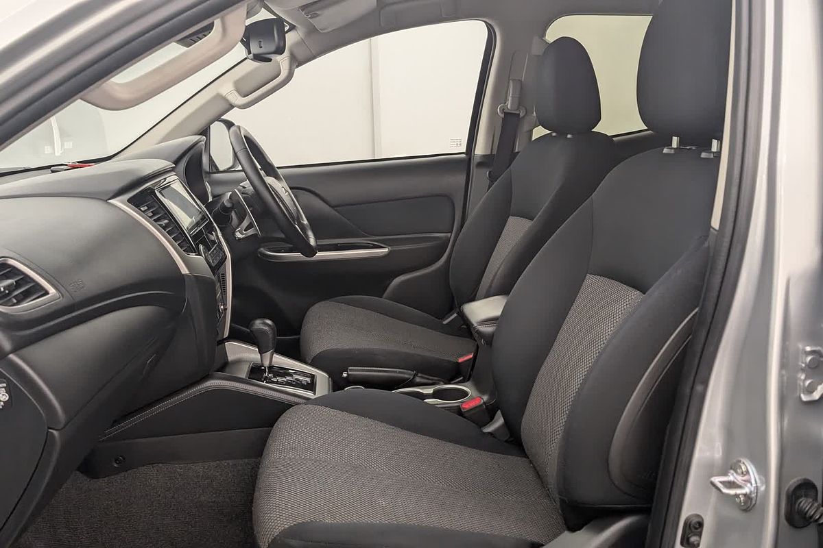 2022 Mitsubishi Triton GLS MR 4X4