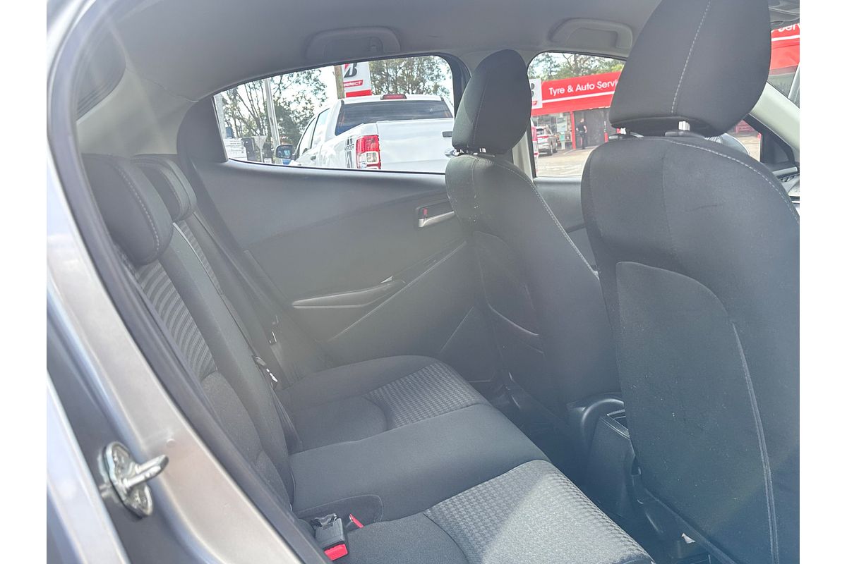 2017 Mazda 2 Maxx DJ Series