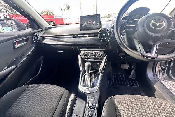 2017 Mazda 2 Maxx DJ Series