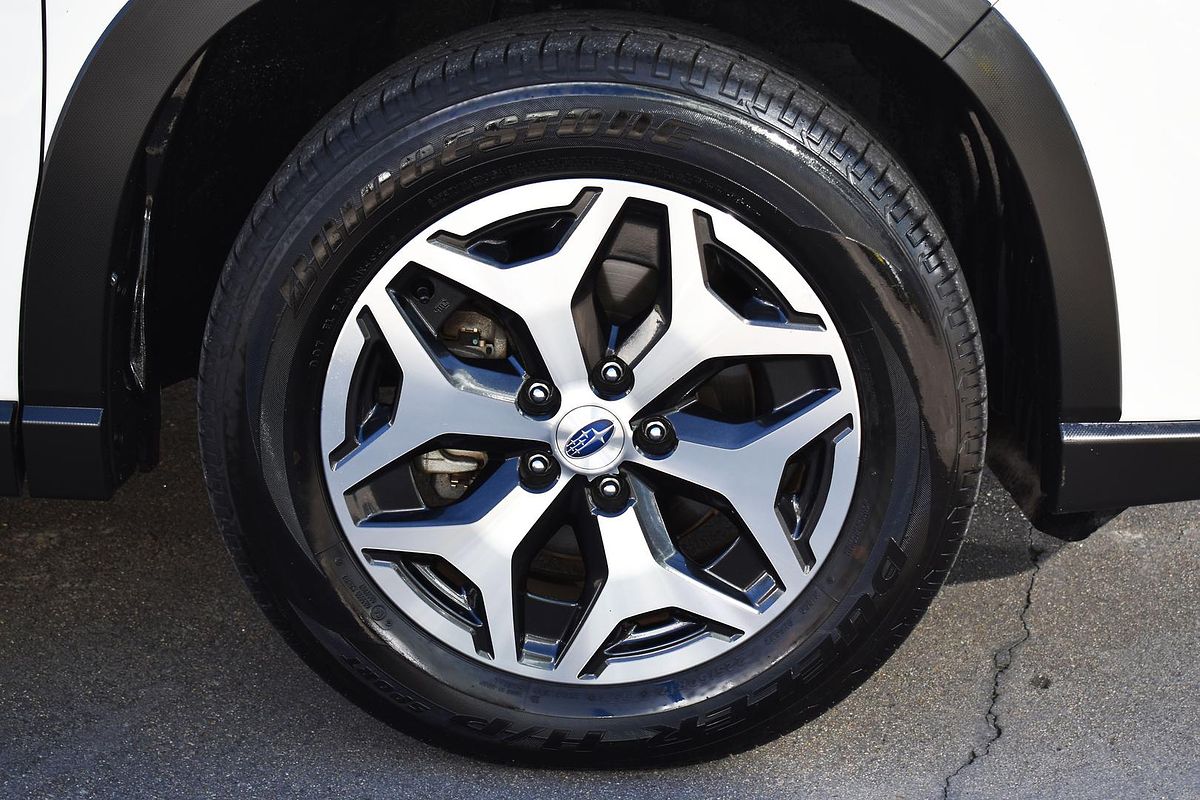 2022 Subaru Forester 2.5i S5