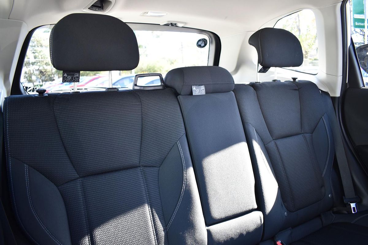 2022 Subaru Forester 2.5i S5