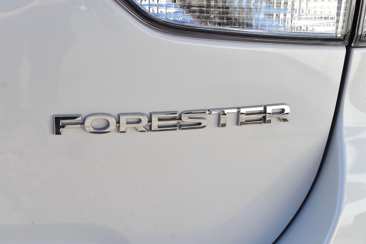 2022 Subaru Forester 2.5i S5