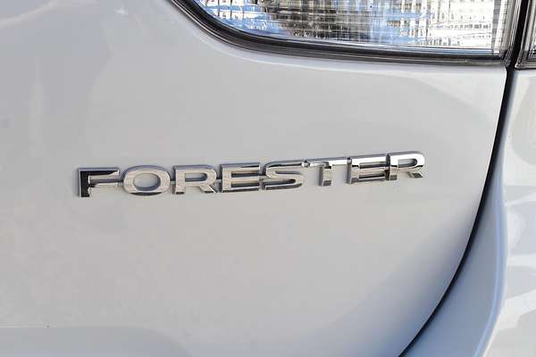 2022 Subaru Forester 2.5i S5