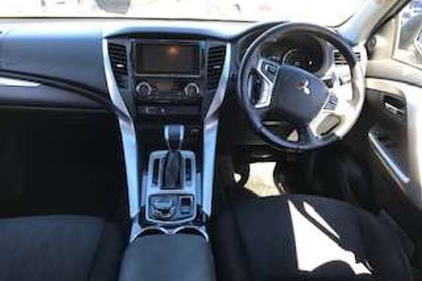 2016 Mitsubishi Pajero Sport GLS QE
