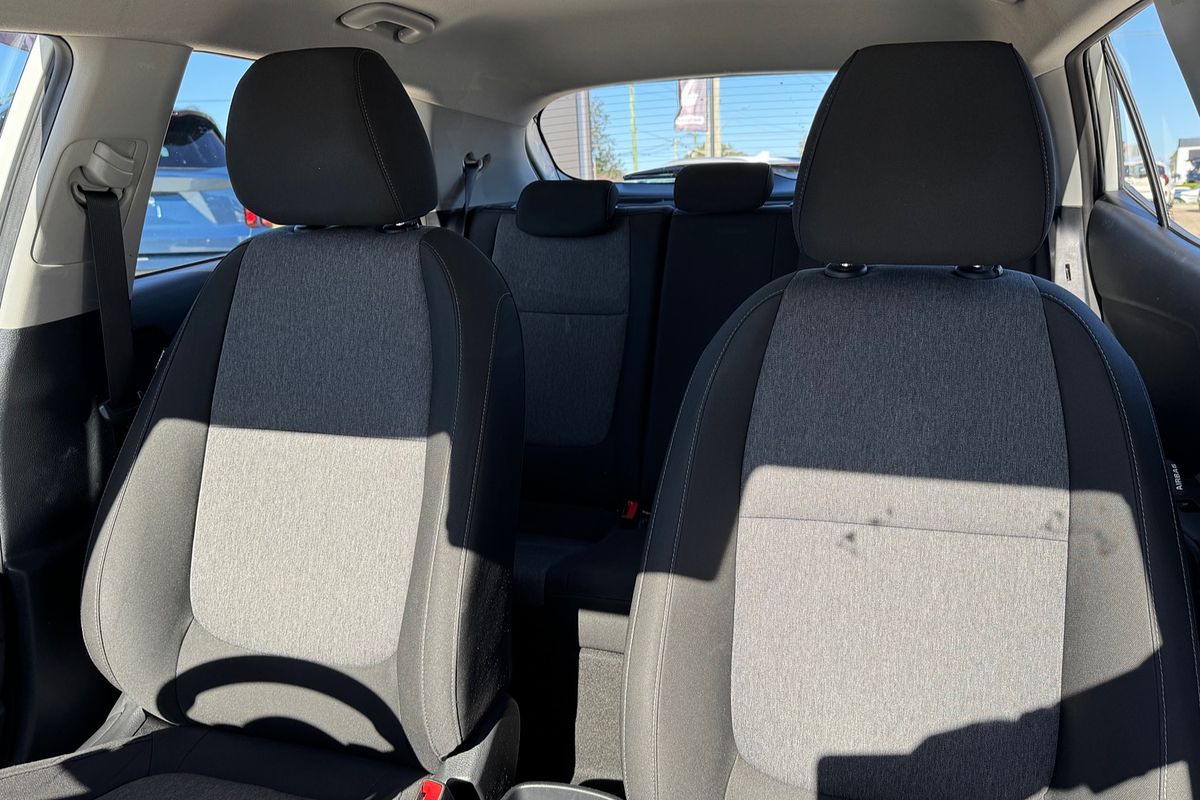 2023 Kia Stonic S YB
