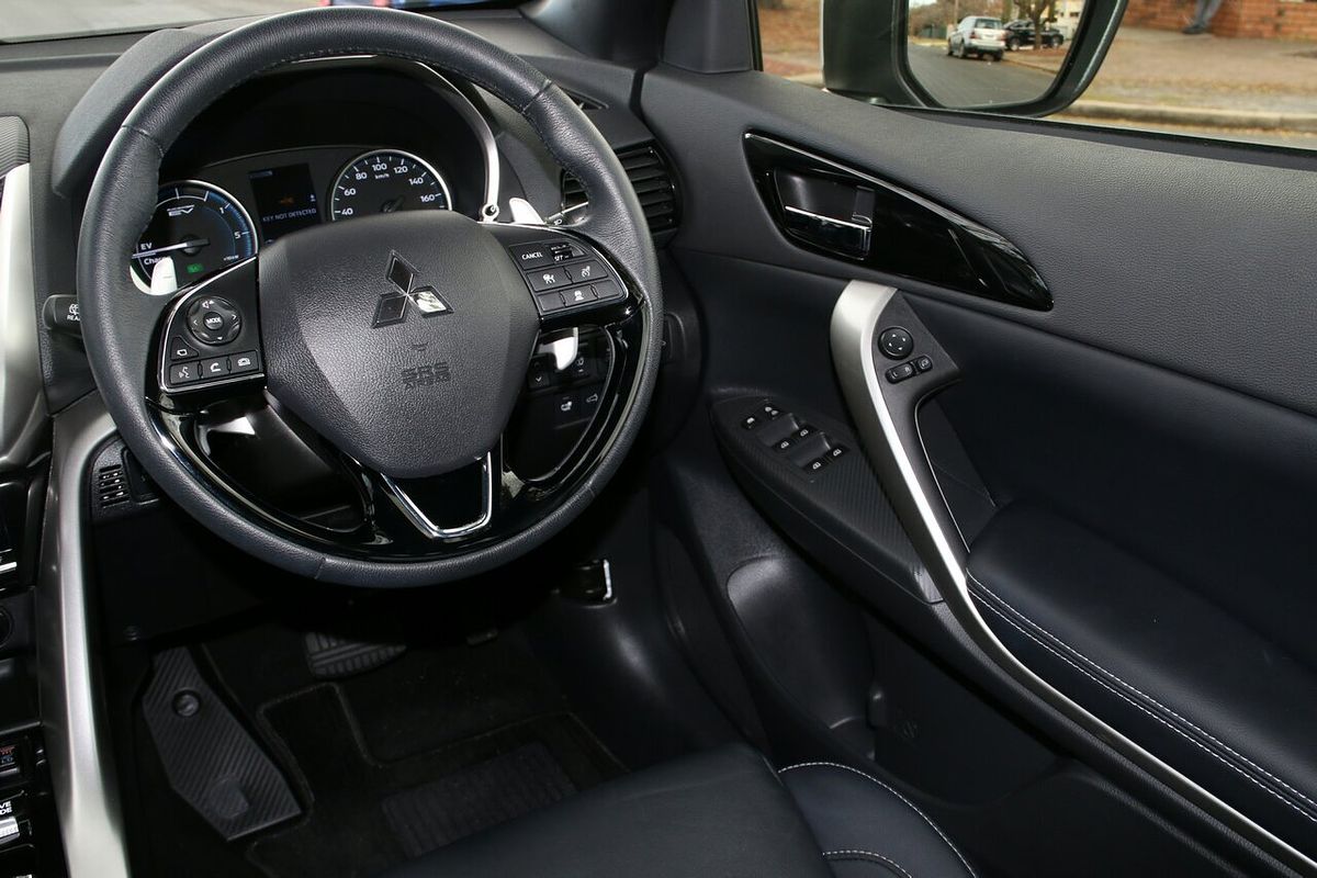 2024 Mitsubishi Eclipse Cross PHEV Exceed YB
