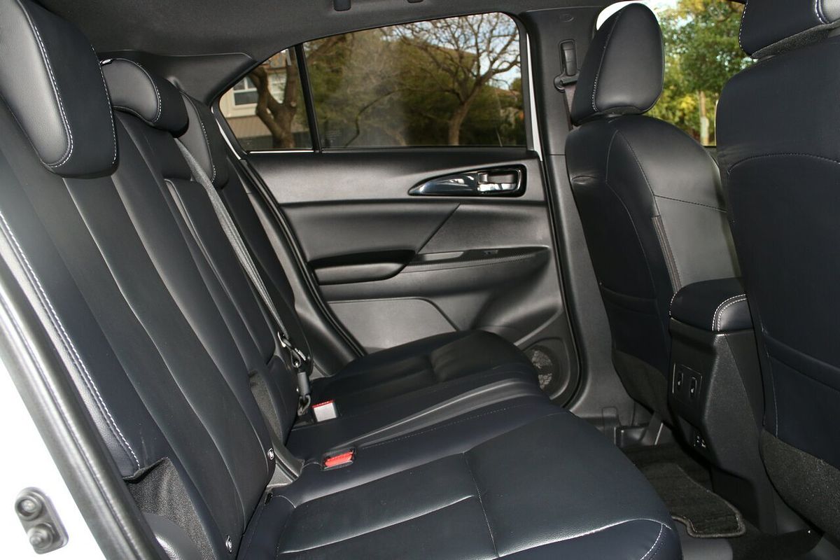 2024 Mitsubishi Eclipse Cross PHEV Exceed YB