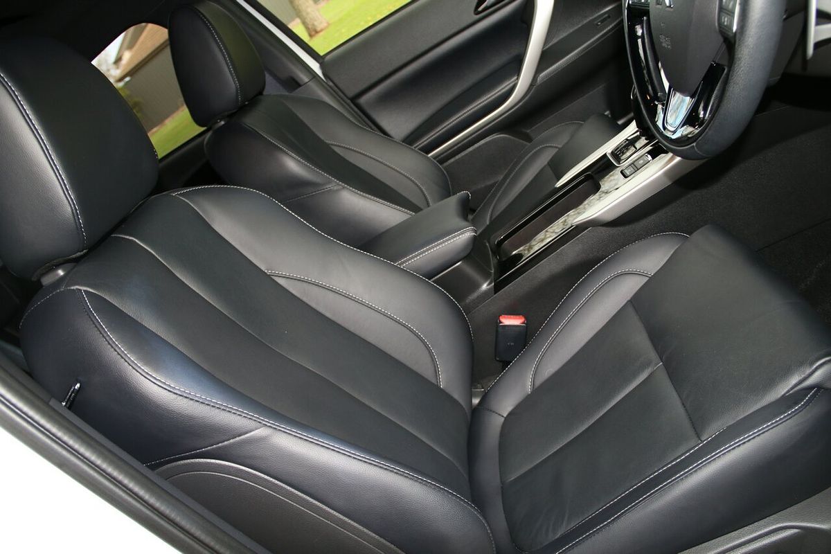 2024 Mitsubishi Eclipse Cross PHEV Exceed YB