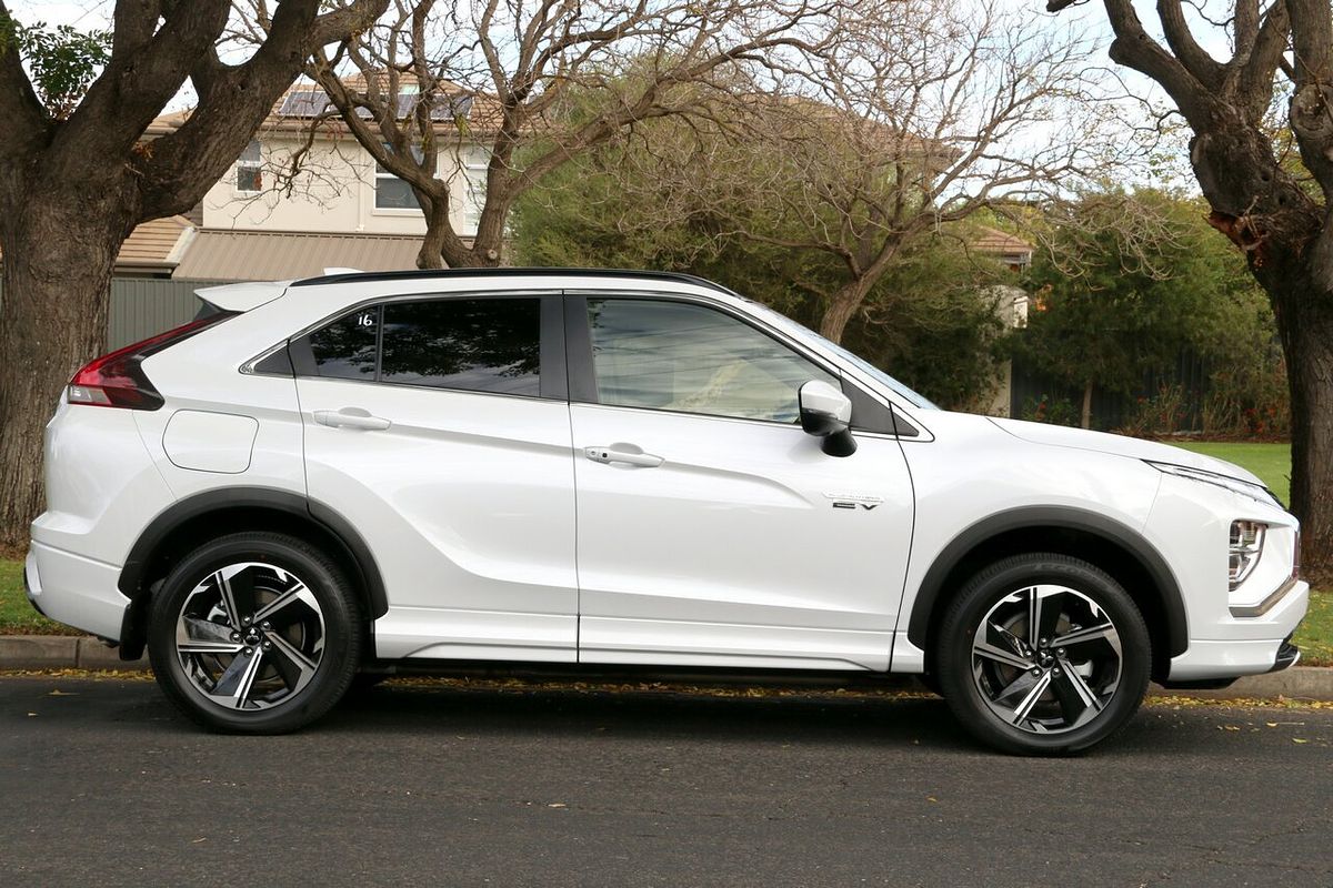 2024 Mitsubishi Eclipse Cross PHEV Exceed YB