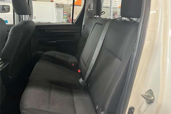 2015 Toyota Hilux SR GUN126R 4X4