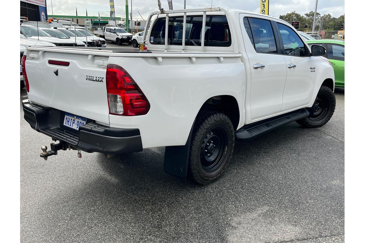 2015 Toyota Hilux SR GUN126R 4X4