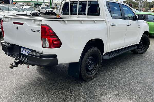 2015 Toyota Hilux SR GUN126R 4X4