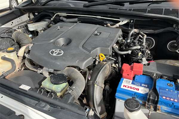2015 Toyota Hilux SR GUN126R 4X4