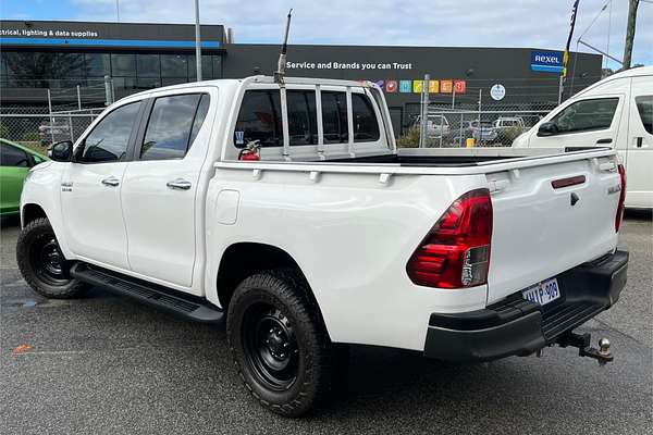 2015 Toyota Hilux SR GUN126R 4X4
