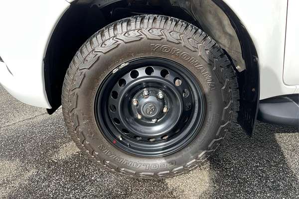2015 Toyota Hilux SR GUN126R 4X4