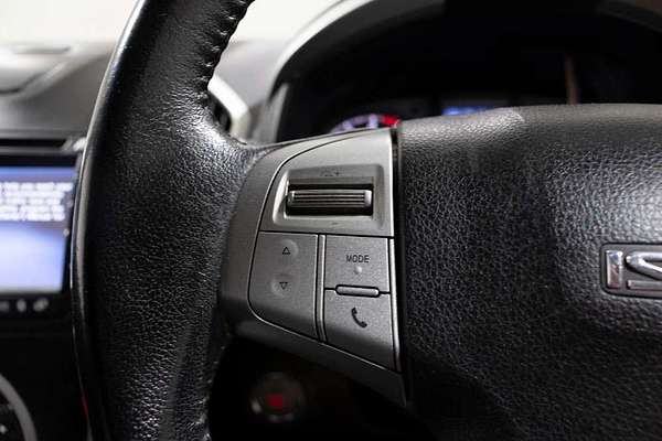 2014 Isuzu MU-X LS-T