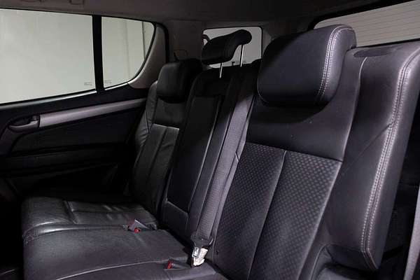2014 Isuzu MU-X LS-T