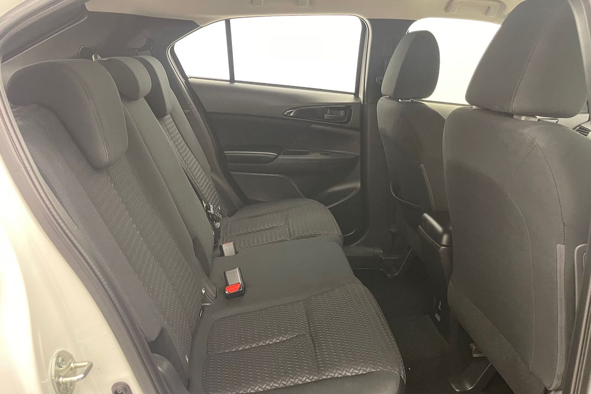 2024 Mitsubishi Eclipse Cross ES YB