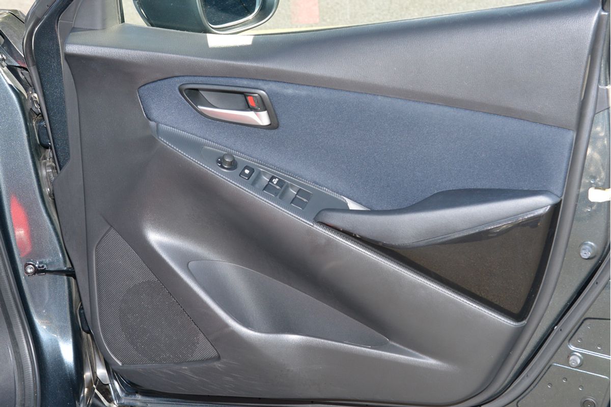 2016 Mazda 2 Maxx DJ Series