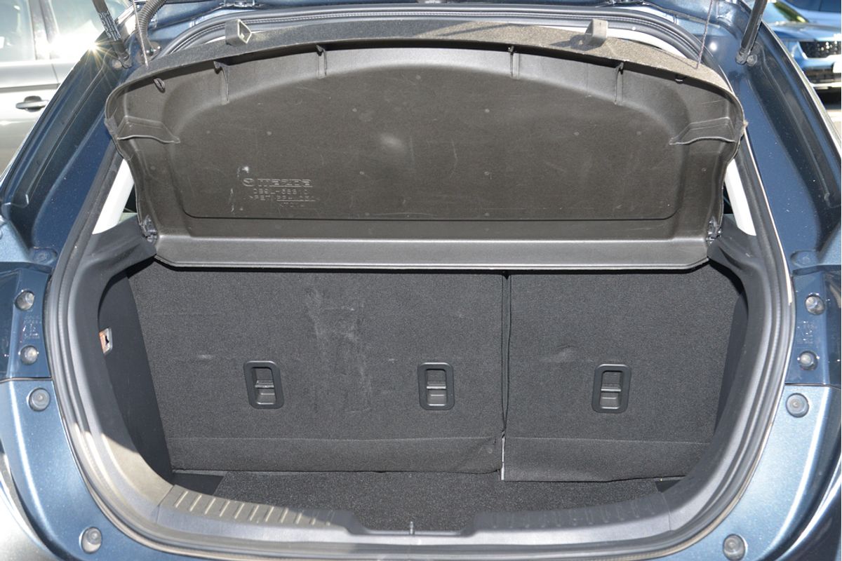2016 Mazda 2 Maxx DJ Series
