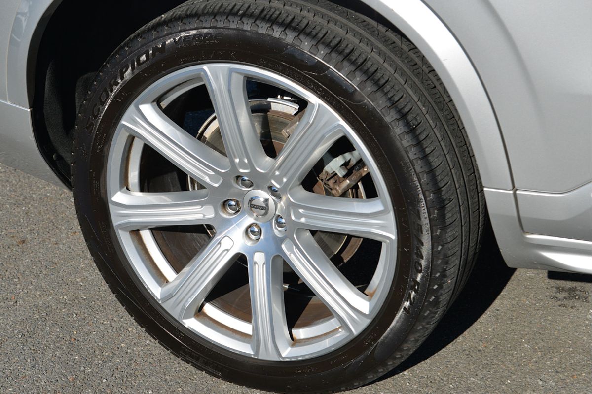 2019 Volvo XC90 T6 Inscription