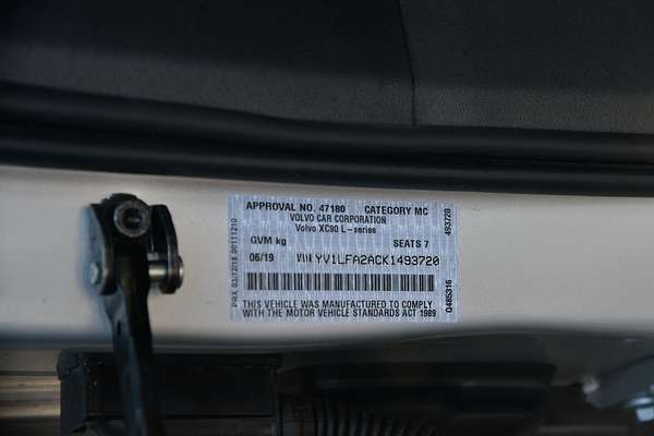 2019 Volvo XC90 T6 Inscription