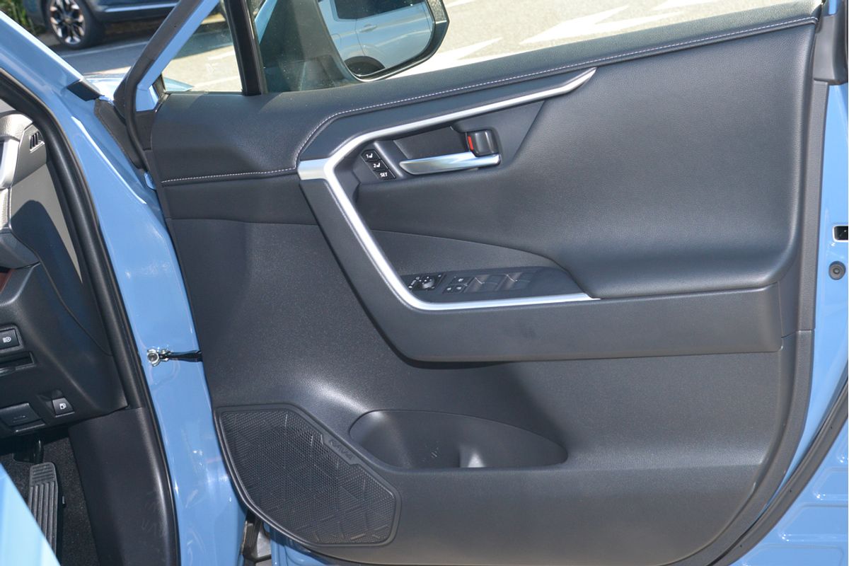 2024 Toyota RAV4 Cruiser AXAH54R