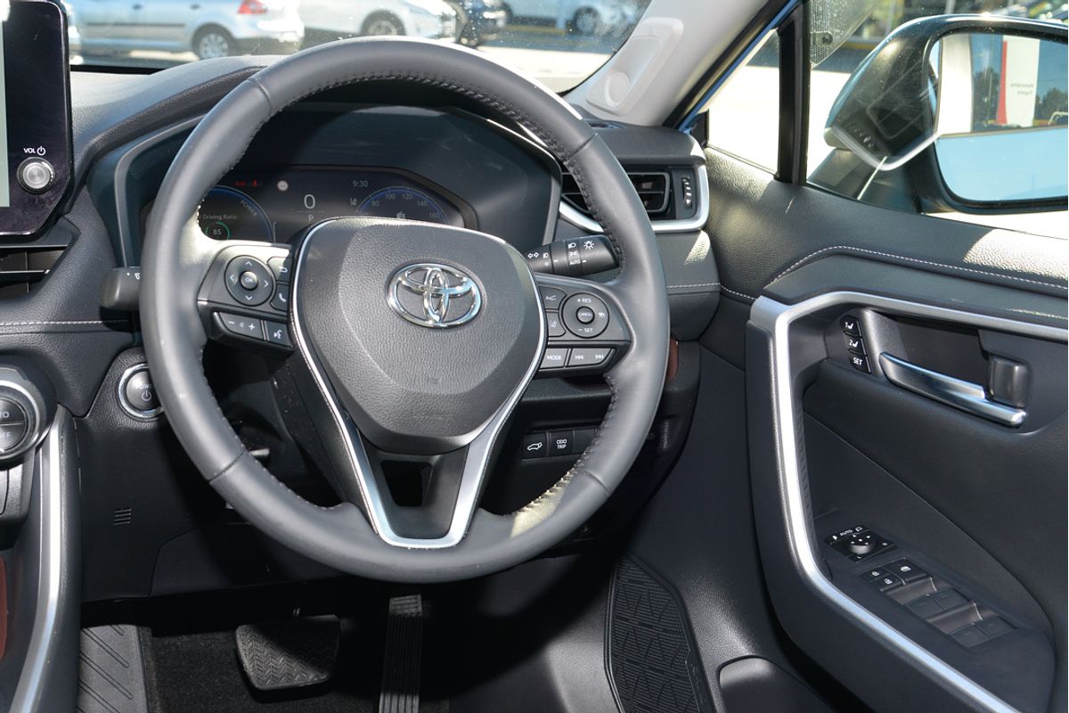 2024 Toyota RAV4 Cruiser AXAH54R