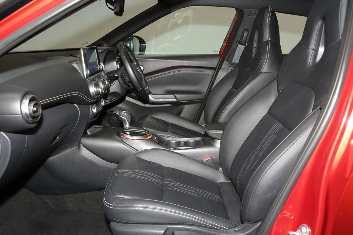 2023 Nissan JUKE ST-L F16