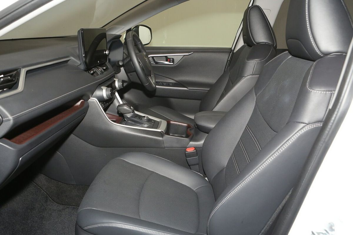 2023 Toyota RAV4 Cruiser AXAH54R