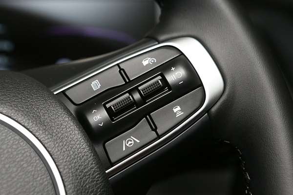 2025 Kia Sportage S NQ5
